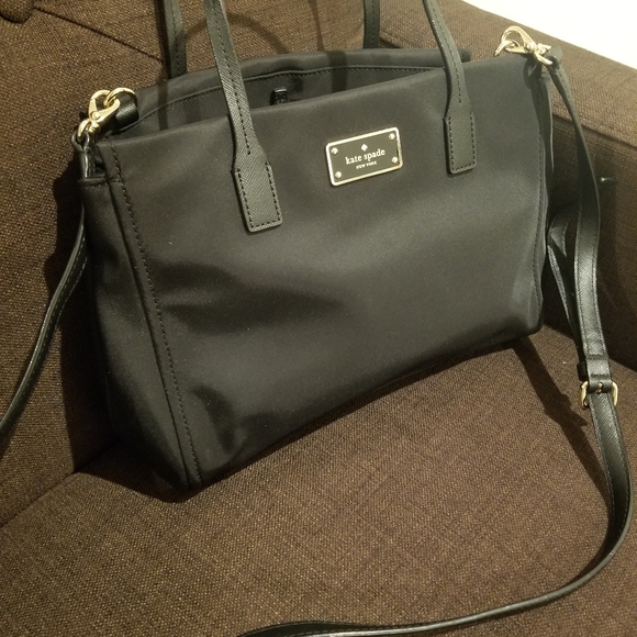 Kate spade purse LIKE NEW!! - Picture 2 of 9